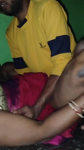 Must-share moment from &quot;Desi aunty ko Raat Me Bohat Maje Se PeLa Achha Laga&quot;