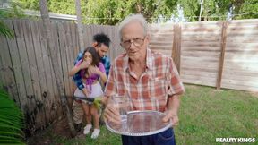 Risky Public Sex Outdoors