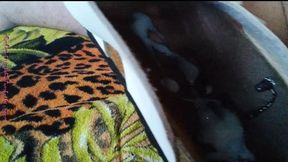 volles kondom und birkenstocks ** sperma fun 2 **