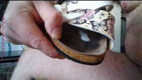 volles kondom und birkenstocks ** sperma fun 2 **