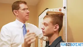 Ians Steamy Session: Doc Goes Hard with Deep Throat Raw Anal Action – 18+