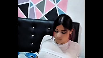 PORN ACTRESS TOUCHES HER TASTY PUSSY