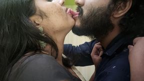 Steamy Indian lip-locking duo tongues wag in scorching heat, Mallu couple's sultry affair unfolds.