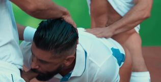 Tennis players have a threesome after their practice