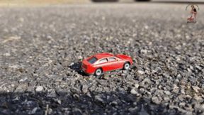 Small toy cars under giantess wooden mules