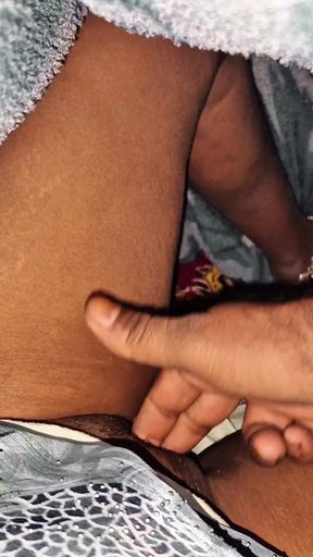 Pussy Rubbing Of Sexy House wife Indian Desi Sexy Bhabhi   Clip 1