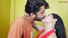 Super Sexy Guest Seduced Hotel Staff Had Full Nude Sex In Bathroom Indian 4K Ultra HD Vaigavarun45