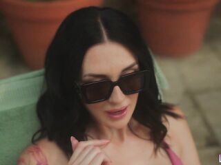 LUCIDFLIX The pool with Charlotte Sins