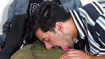 ACABEI FODENDO COM O NOVINHO DO TREM