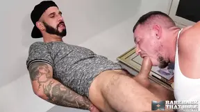 BareBack Latino Romeo Davis Barebacks Bobby Bruiser