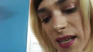 Tugged tranny jizzes hard