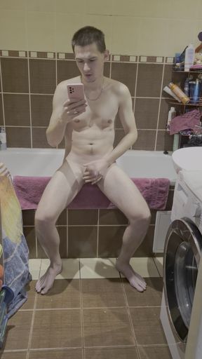 Young Stepdaddy jerking off his big cock in the bathroom until reach one of his best explosive orgasms