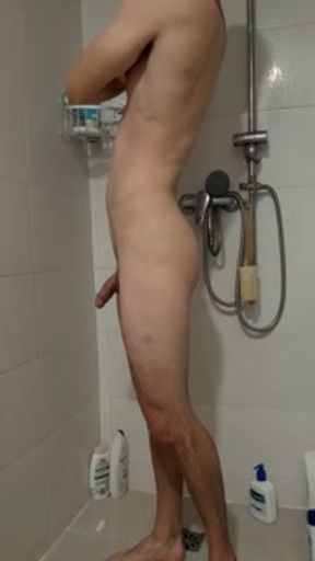 Hot Guy Sings and Cums in the Shower (sexy bit starts at 4:50 if you want to skip ahead)