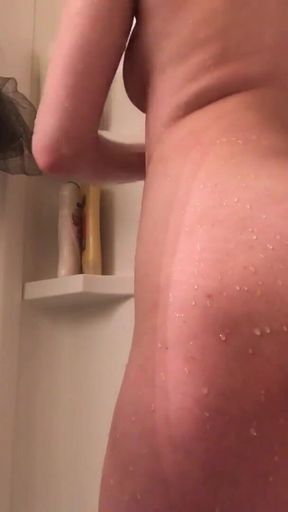 Natural showering and quick squirting