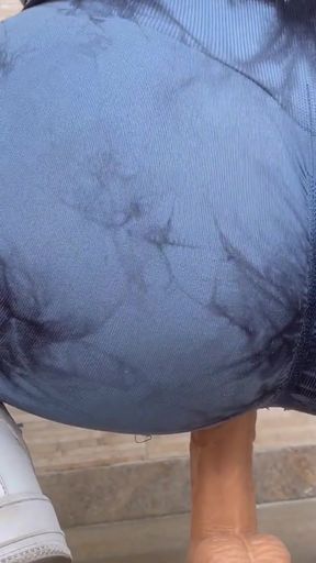 I fuck a nice dick while working out and tear my leggings   Clip 2