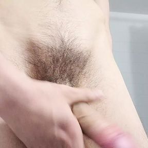 Straight solo male plays with big dick