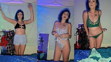 Aussie milf in lingerie shaking her tattooed booty solo