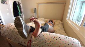 Gwen's Very Erotic Foot Tickling Buffet! (Part 1) FULL Video