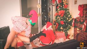 Naughty MILF cheats on her hubby with a Christmas bang