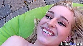 Britney Blue toys lesbo pussy hole