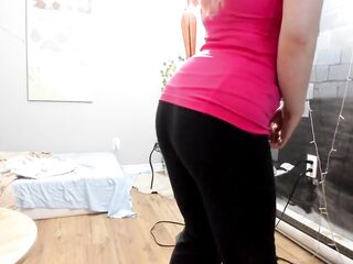 POV the beauty from the gym took u home to make u see her disrobe