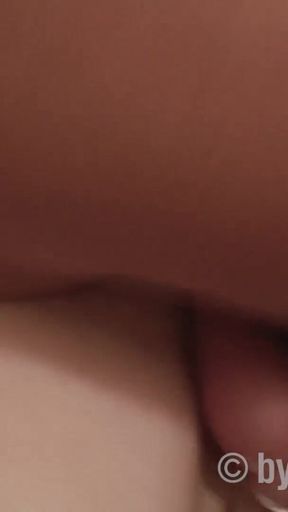 Brunette likes cumshot on her pussy