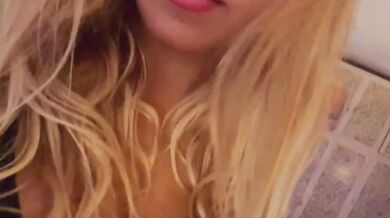 Just me waiting for you!