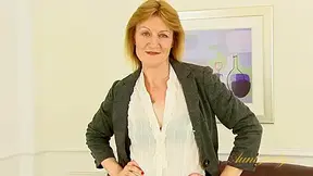 Masturbates Her Pussy With Clare Cream