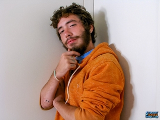 Stoner Samuel Stroking It