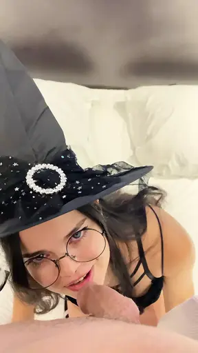 I always said that what Debora Prado does with my dick is witchcraft and she dressed up as a little witch to swallow my rod