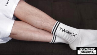 Fetish hardcore film med tatoverede Rimi Morty og Scott Smith, der bliver analt kneppet