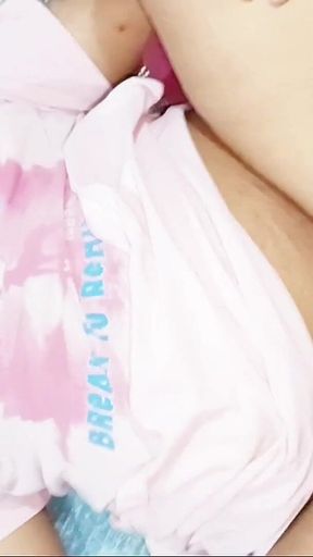 Indian Chubby Bhabhi Sucked the Dick and Got Her Pussy Filled with Cream