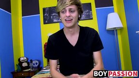 ”Twink Jason enjoying wanking his shaft & playing with dildo”