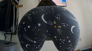 Twerking Her Fat Ass Wedgie