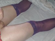 Travesti crossdreser con aceite se corre de gusto.