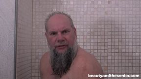 Sofi Goldfinger watching grandpa shower