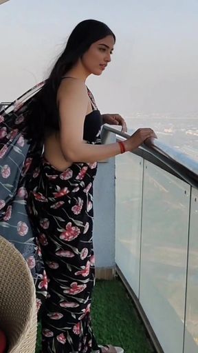 Indian Bahu having hardcore sex at 45th floor with Delhi city view   Clip 1