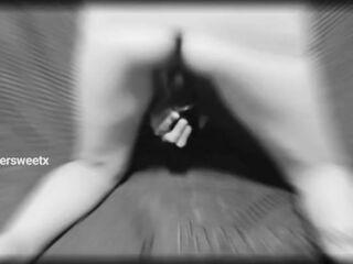 Trailer Jugando Solita y caliente en casa (Parte 4)