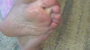 Stinky Toes need sucking