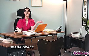 Erin performs lesbian romance to Dianas pussy