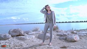 alice axx & terry kemaco beach workout & fuck in leggings