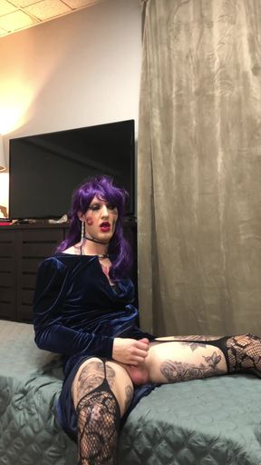 Extremely Hot Tatted Sissy Masturbation