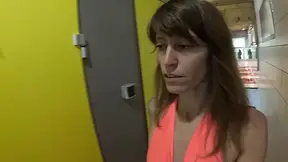 MILF seeks daddy for hot pussy action at rest area
