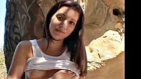 Chloe 18 Fingering her at the hill