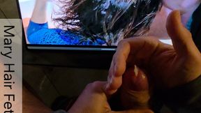 ( Ep 22 ) CUCKOLD LOOP – HE MASTURBATES TO MY HAIRJOB VIDEO WITH COCK AND SHAMPOO – CUM ON HAND 4K