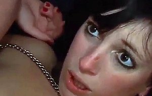 Cindy picardie initie sa copine a la sodomie