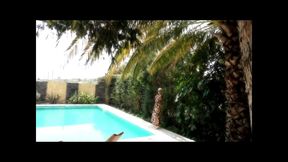 psicologa ninfomana le miente al marido y se coje al piletero 2