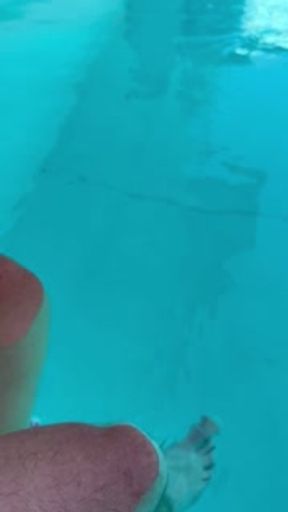 little blowjob by the pool