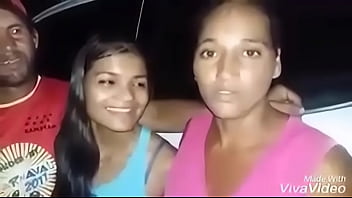Novinha chamando pessoas para o grp do whatsap
