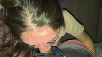 Safadinha mamando sem d&oacute_